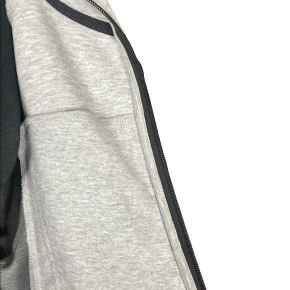 Nike Tech jacket - Picture 8 of 8